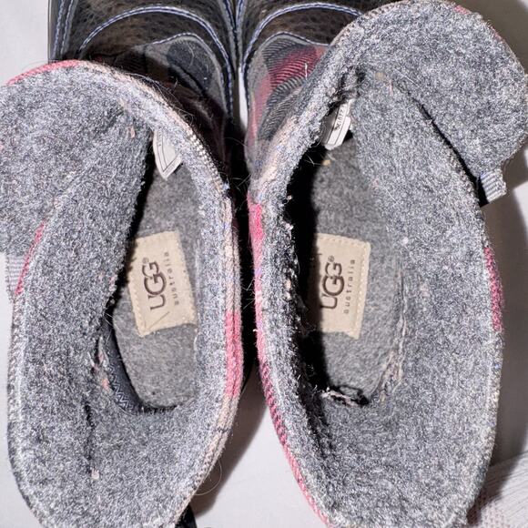 Uggs Marrais Winter Plaid Wool Lined Boots Size 7 Slip On EUC - Picture 6 of 10